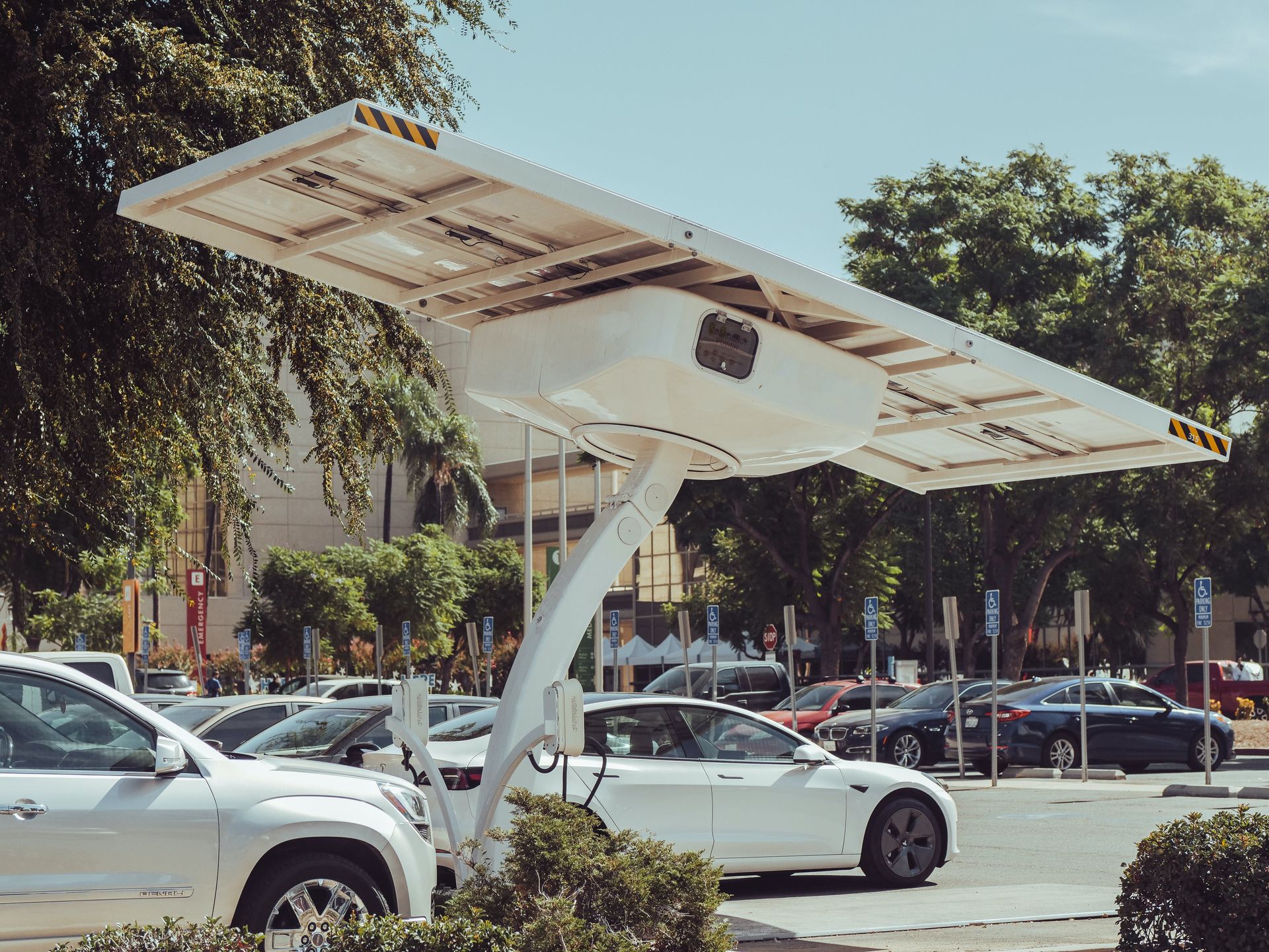 Texas' New Fee in Response to the EV Surge: Unveiling Senate Bill 505